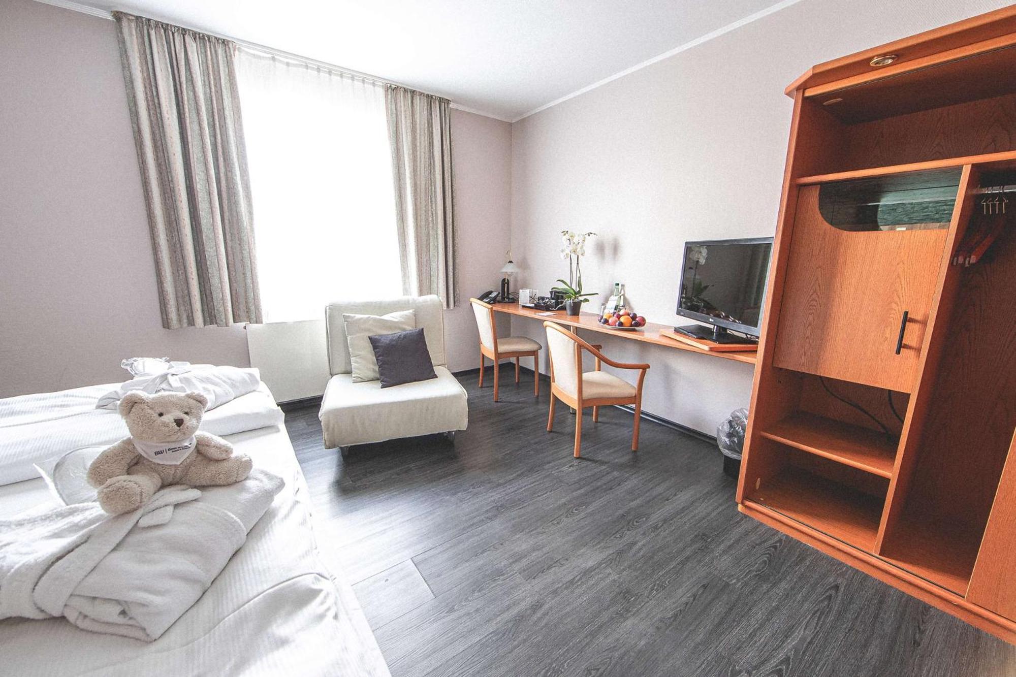 Best Western Plaza Hotel ツウィッカウ エクステリア 写真